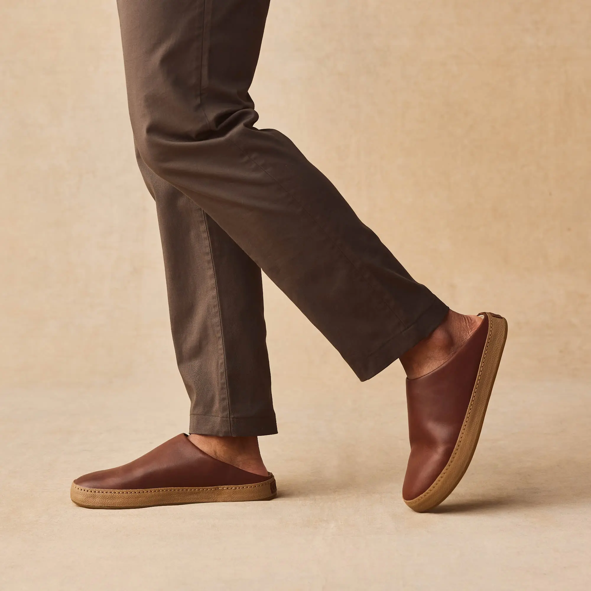 H mani Men's Leather Mules - Toffee / Tan - Image 2