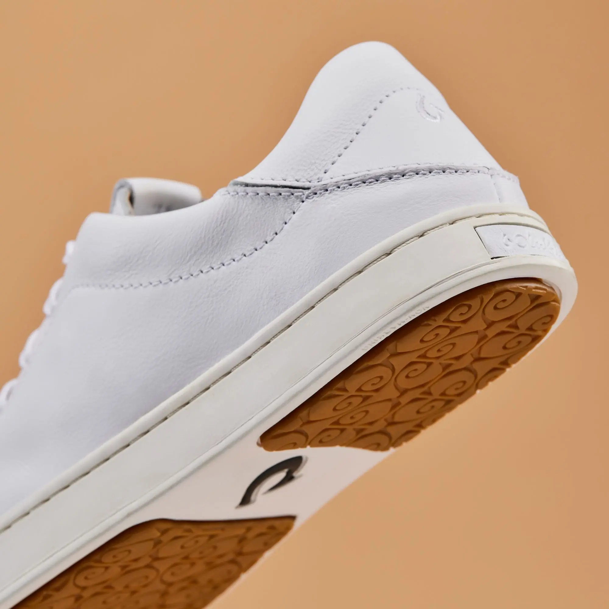 Pehuea L 'Ili Women's Leather Sneakers - White - Image 8