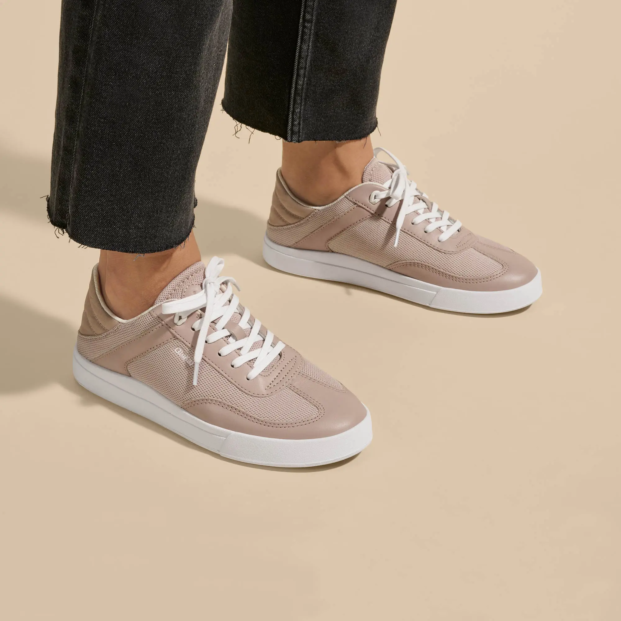 Ha 'upu Hulu Women's Sneakers - Willow / Knit - Image 2