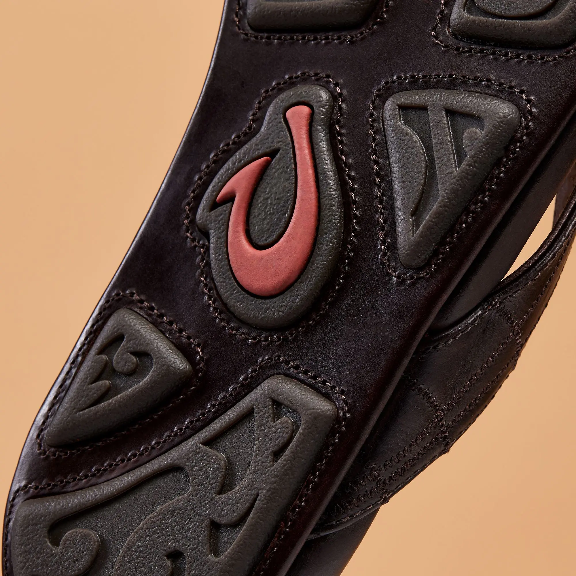 H k le'a Kia - Dark Wood<br> C OluKai - Image 7