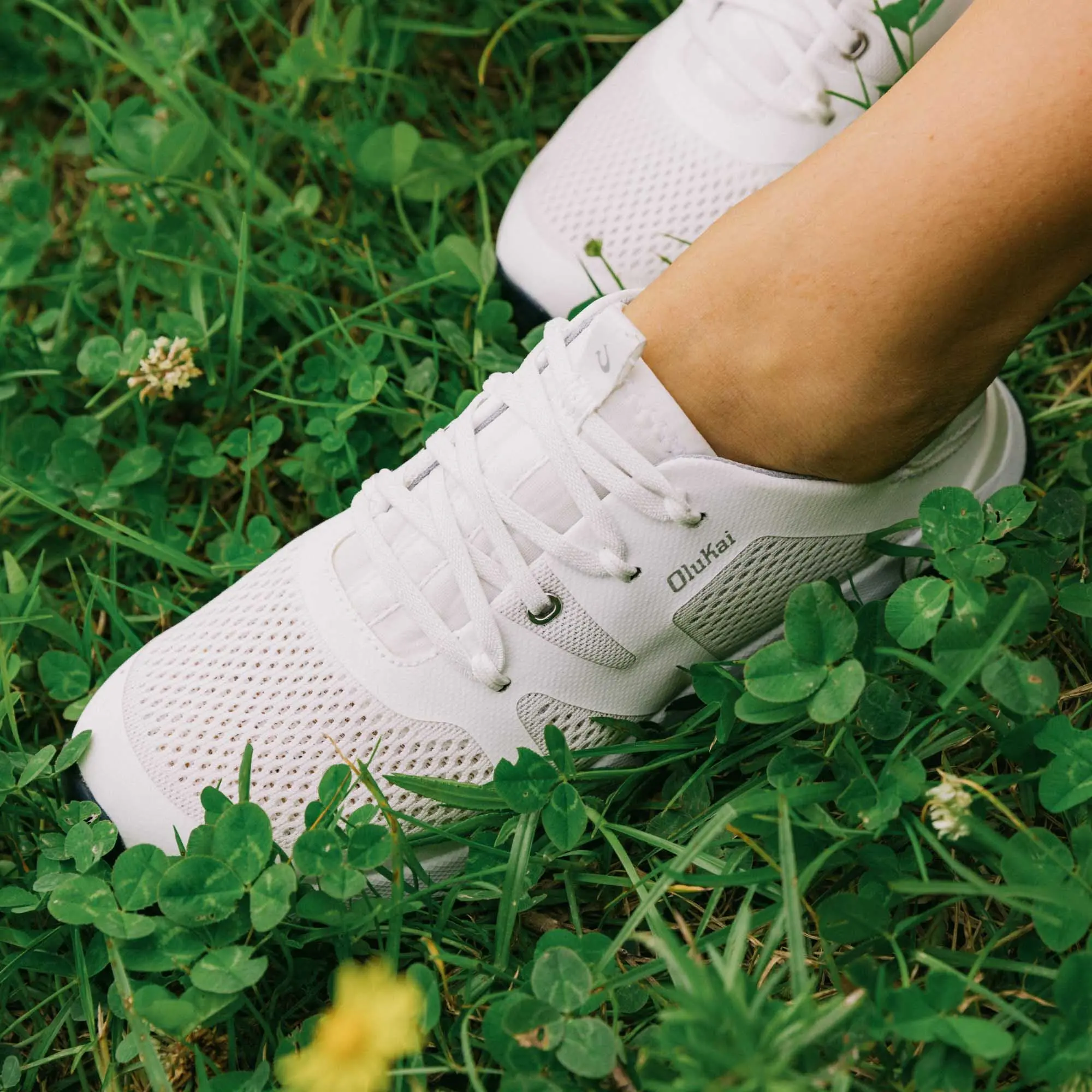 Huia Women's Athleisure Shoes - White - Image 5