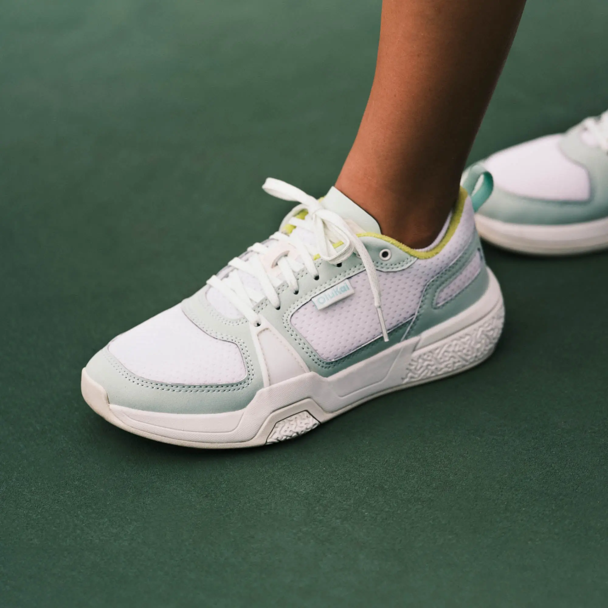 'Anau Women's Pickleball Shoes - Bright White / Pale Mint - Image 2