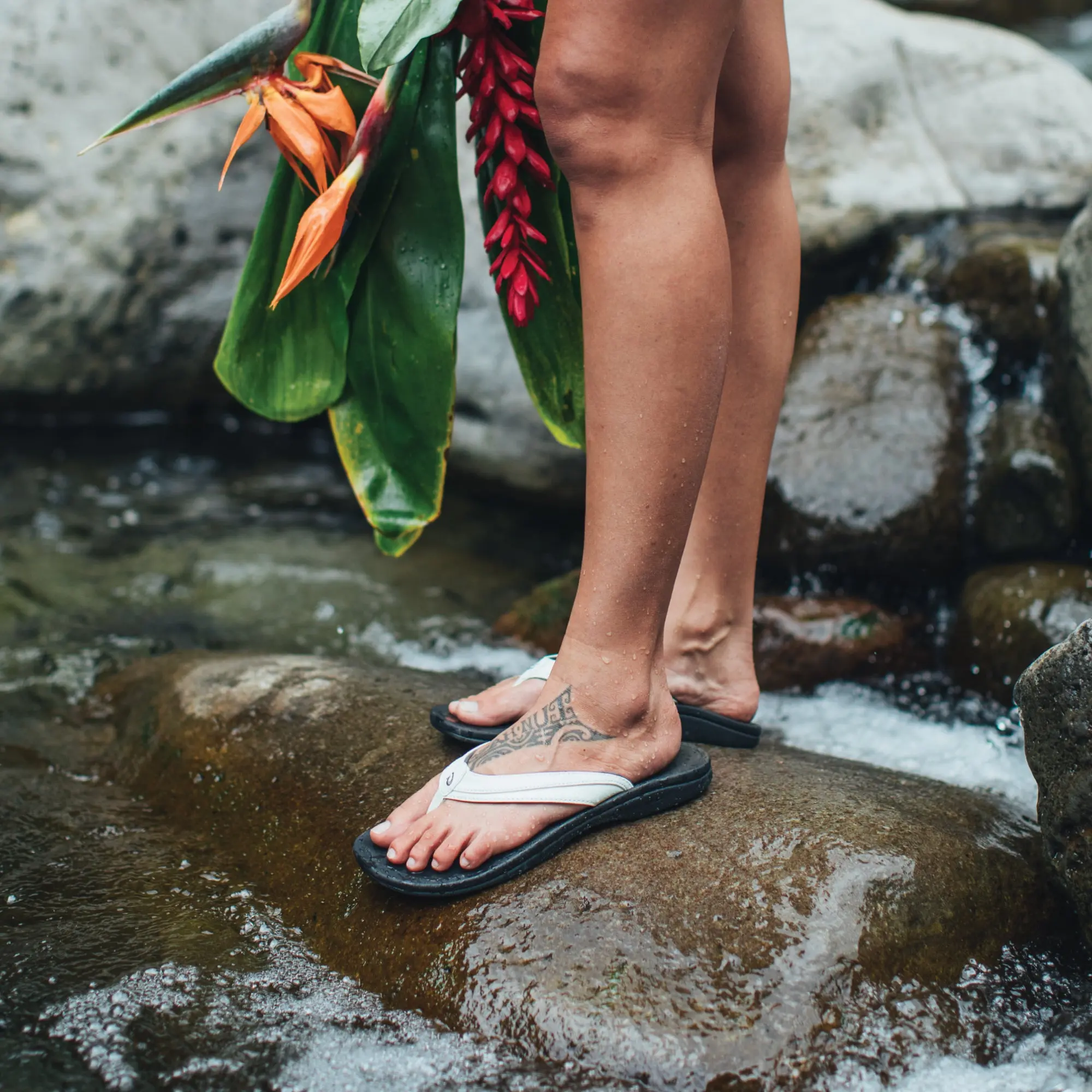 'Ohana Women's Best Selling Beach Sandals - White / Black - Image 2