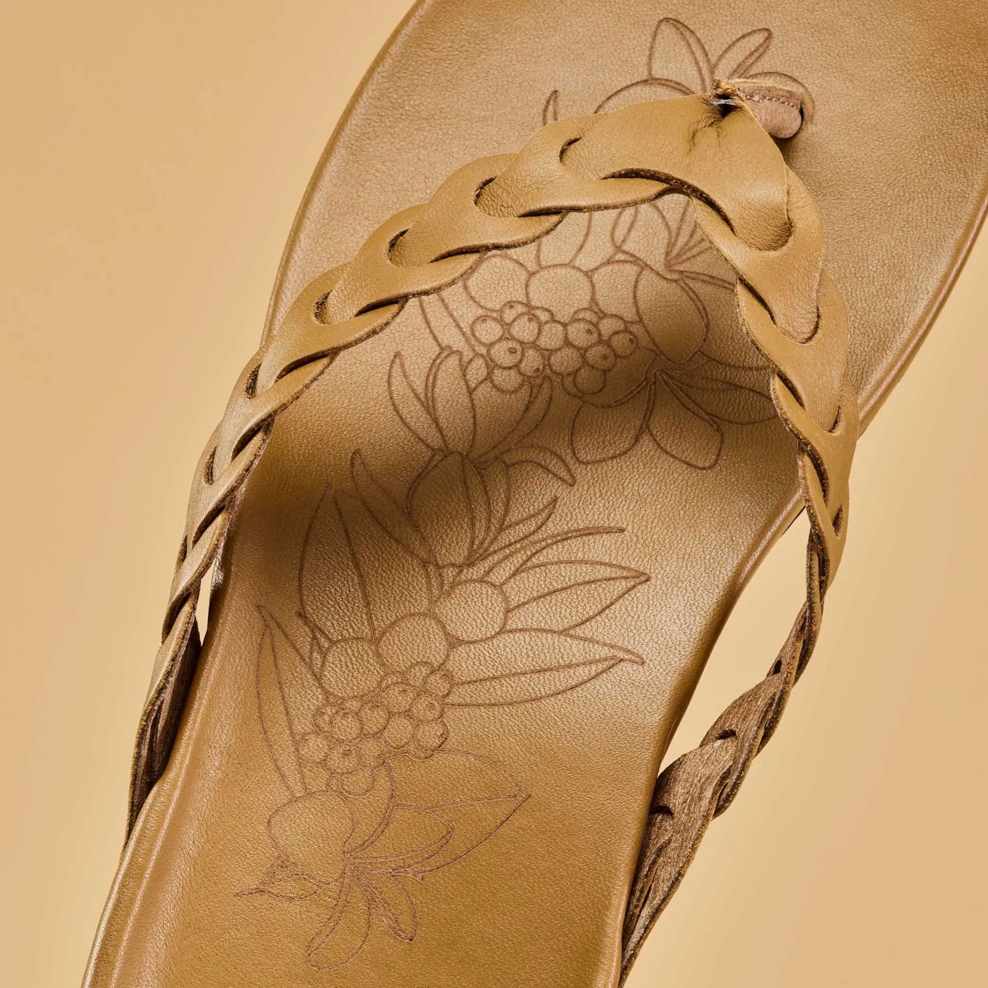 Lei Women's Leather Beach Sandals - Tan - Image 6